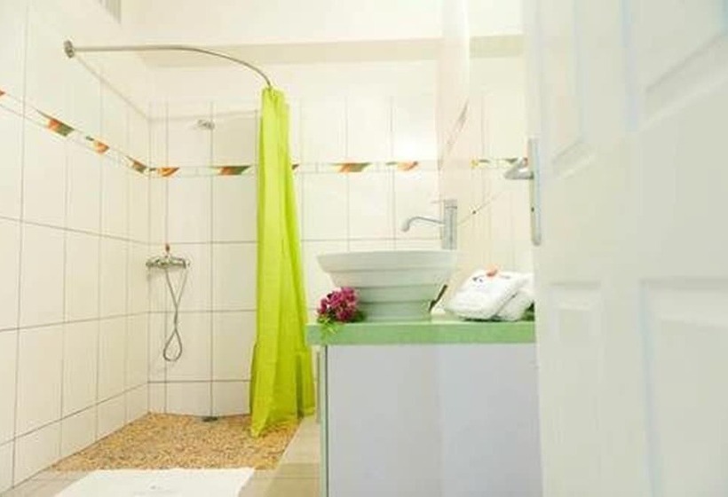 آپارتمان 1 خوابه همکف, Makare Lagoon Club