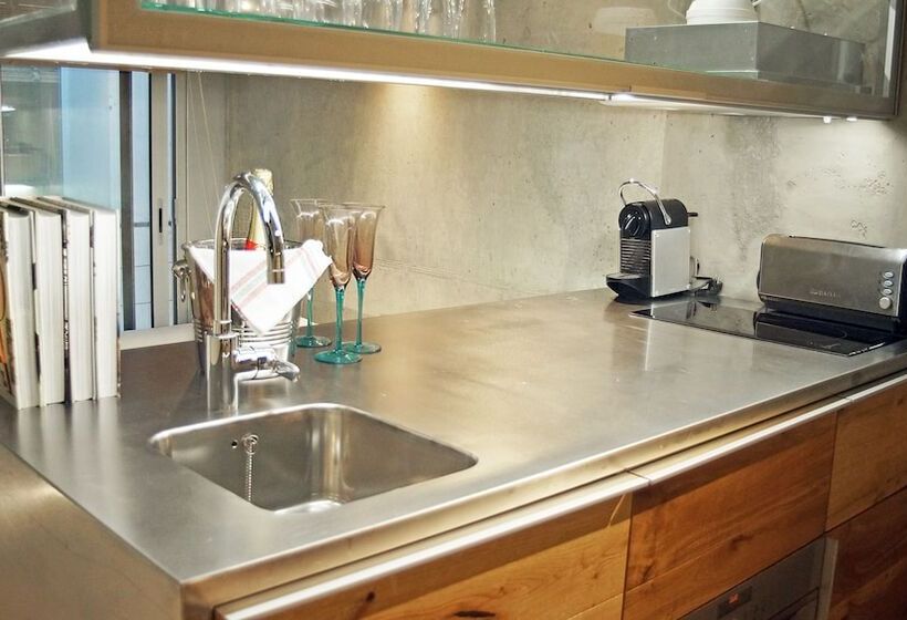 Studio Standard, Msb Rooftop Pool City Center