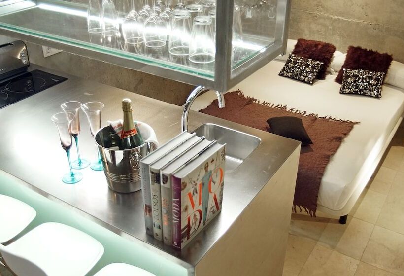 Studio Standard, Msb Rooftop Pool City Center