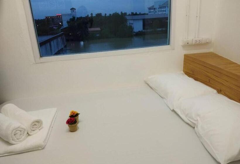 스탠다드 싱글 룸, The Port Hostel