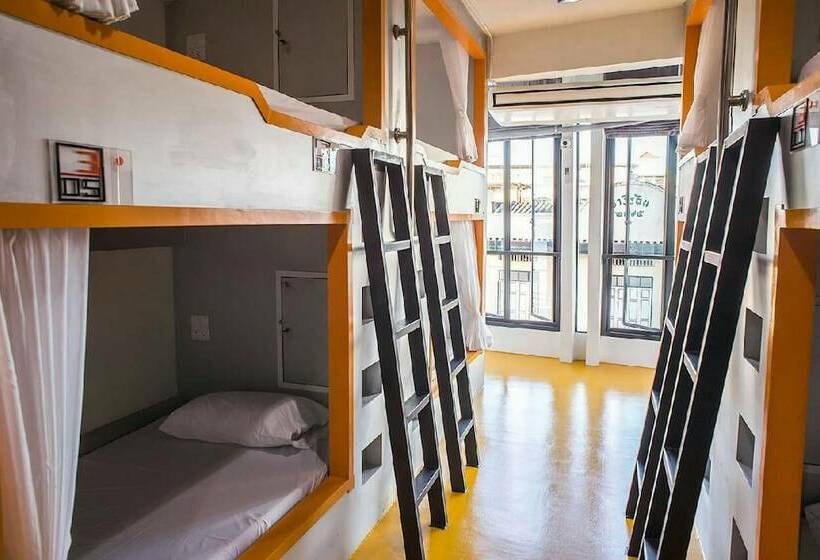 공동 객실, The Port Hostel