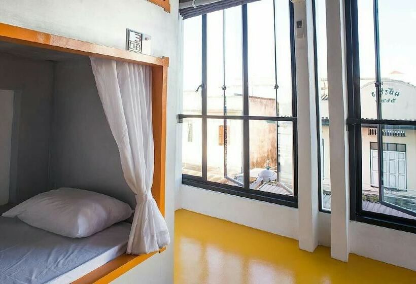 공동 객실, The Port Hostel