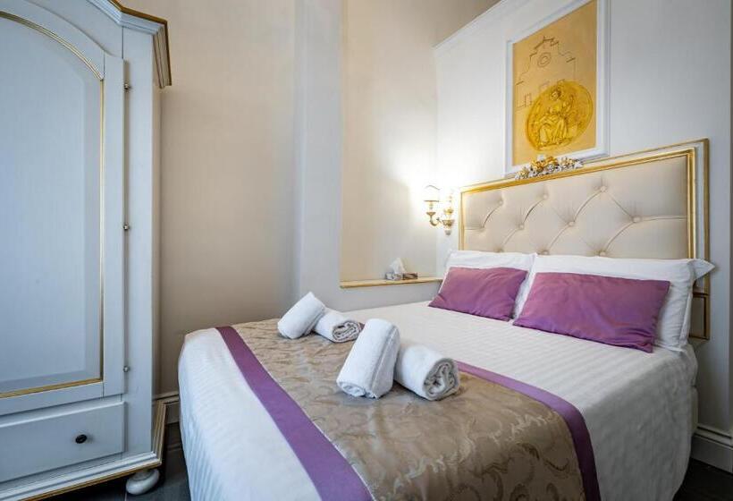 اتاق اکونومی, B&b La Terrazza Sul Duomo