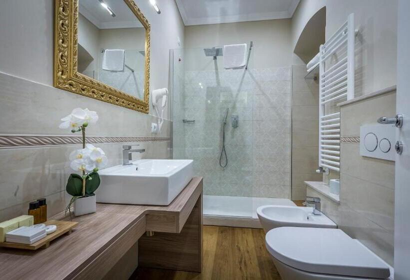 اتاق لوکس, B&b La Terrazza Sul Duomo