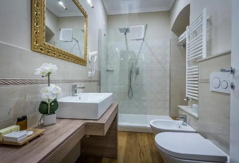 اتاق لوکس, B&b La Terrazza Sul Duomo