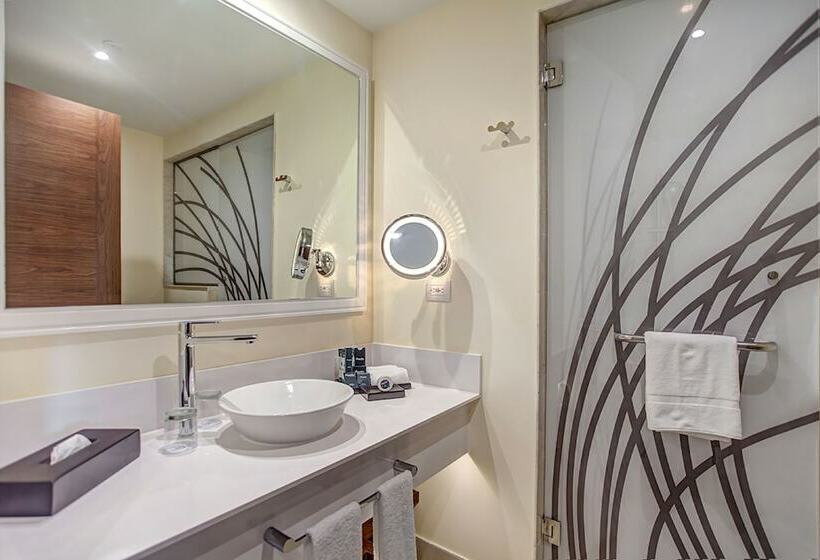 Deluxe Suite Sea View, Grand Lido Negril Aunaturel, An Autograph Collection Allinclusive Resort  Adults Only