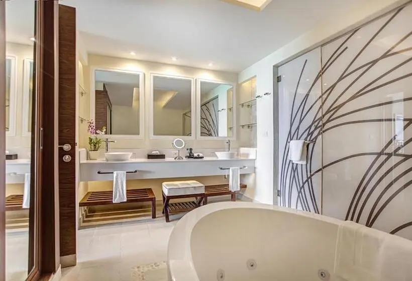 Deluxe Suite Sea View, Grand Lido Negril Aunaturel, An Autograph Collection Allinclusive Resort Adults Only