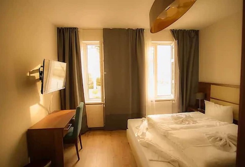 اتاق اکونومی, Bett Und Buch