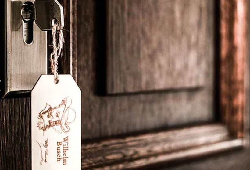 اتاق لوکس, Bett Und Buch