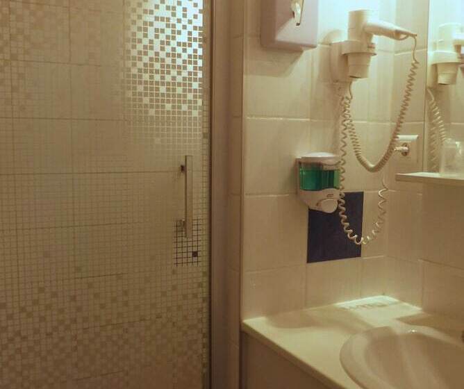 اتاق استاندارد, Azur