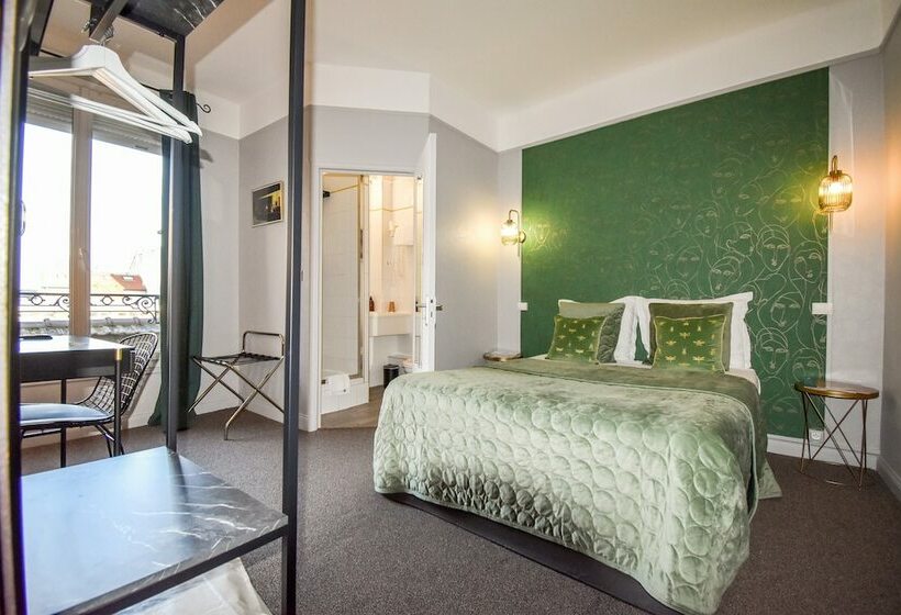 اتاق راحتی, Azur