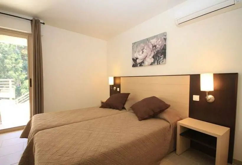 コンフォートルーム, Hôtel Et Résidence Costa Rossa