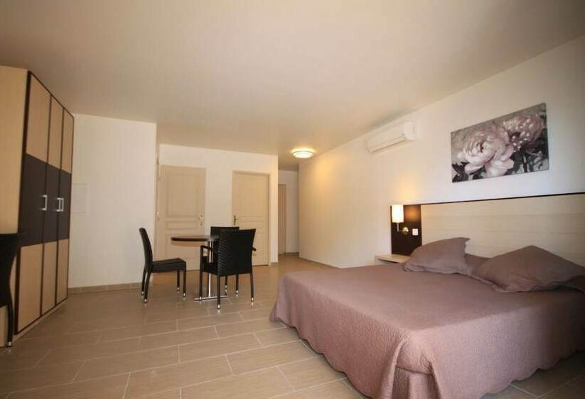Номер Комфорт, Hôtel Et Résidence Costa Rossa