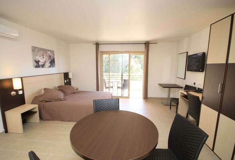 Номер Комфорт, Hôtel Et Résidence Costa Rossa