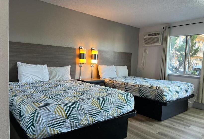 标准间, Motel 6 Selma, Ca