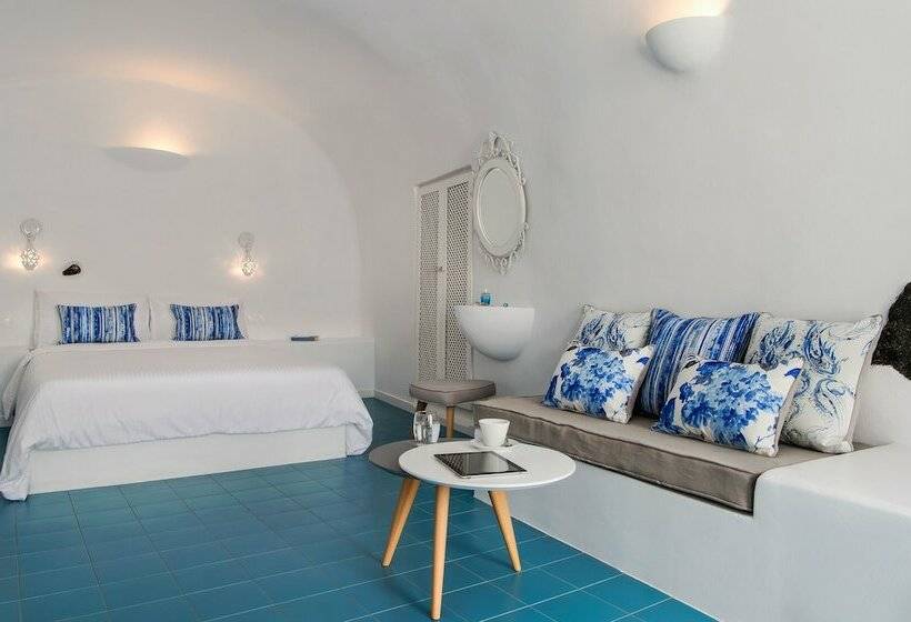 Standard Studio Views, Villa Irini Fira  Adults Only