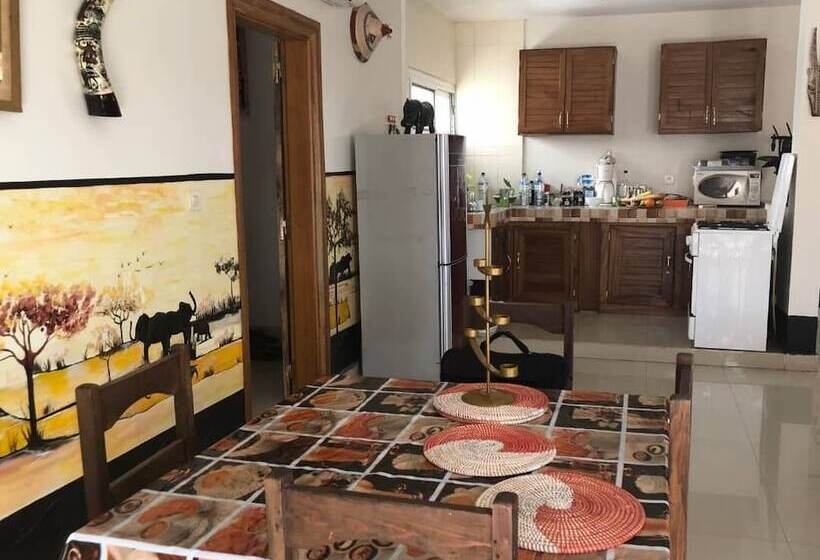 استودیوی استاندارد با چشم‌انداز دریا, Residence Les Calanques