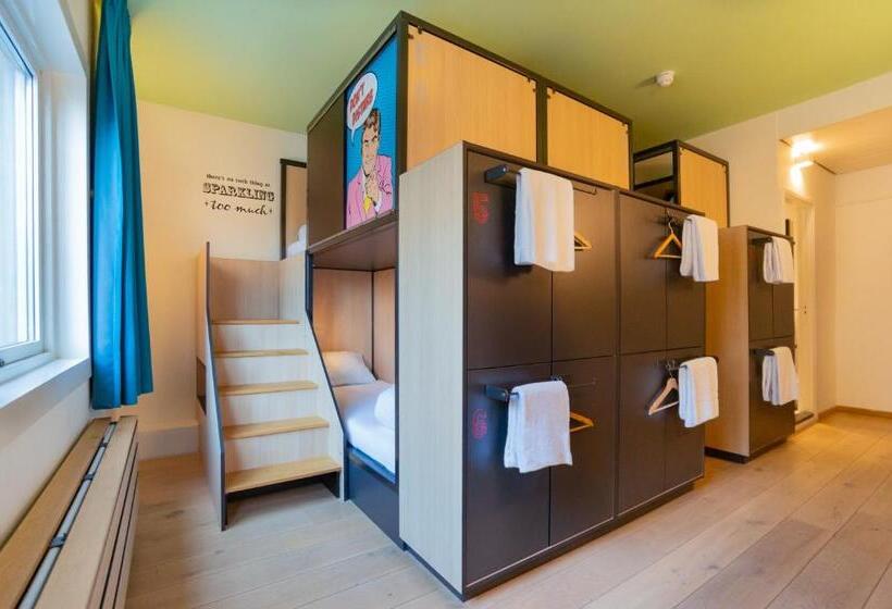 سرير فى غرفة مشتركه, Sparks Hostel