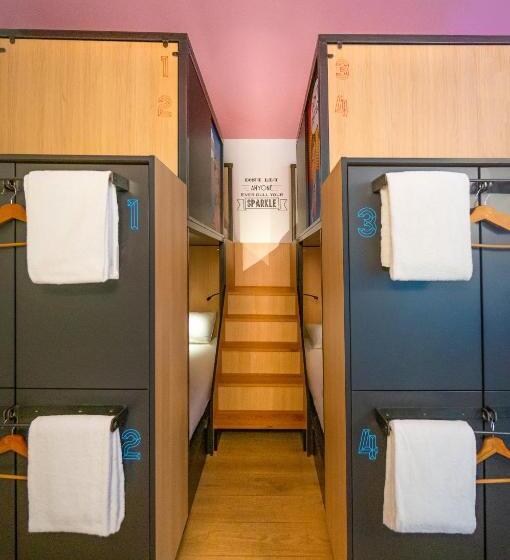 سرير فى غرفة مشتركه, Sparks Hostel