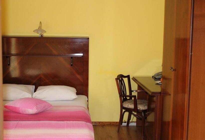 اتاق استاندارد یک نفره, Motel Alas