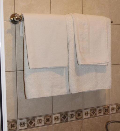 اتاق استاندارد سه نفره, Motel Alas