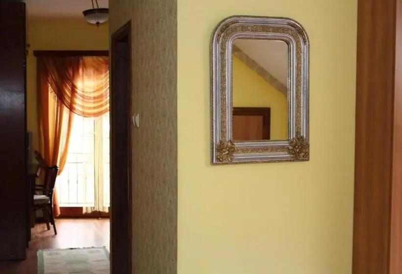 اتاق استاندارد چهار تخته, Motel Alas