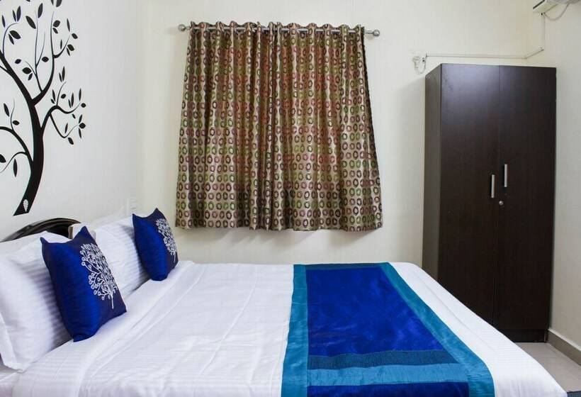 Номер Стандарт, O Padmavathi Puram Near Railway Station