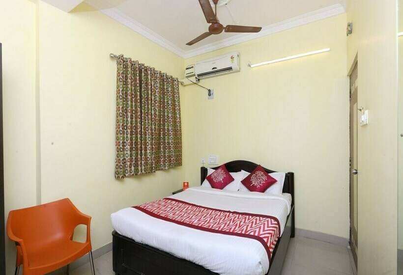 Номер Стандарт, O Padmavathi Puram Near Railway Station