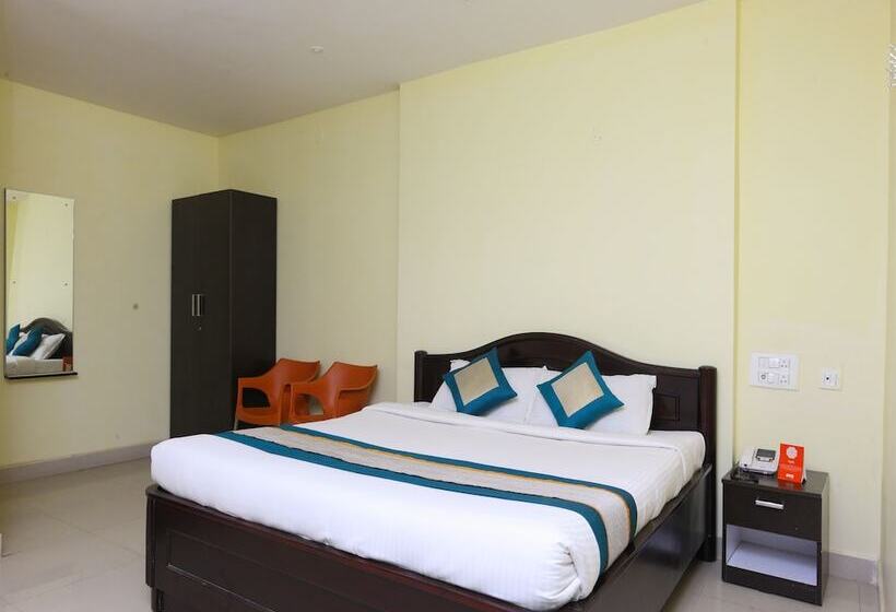 Номер Стандарт, O Padmavathi Puram Near Railway Station