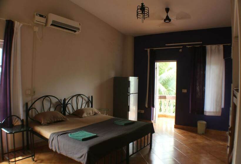 Номер Стандарт, Sunny Holiday Inn