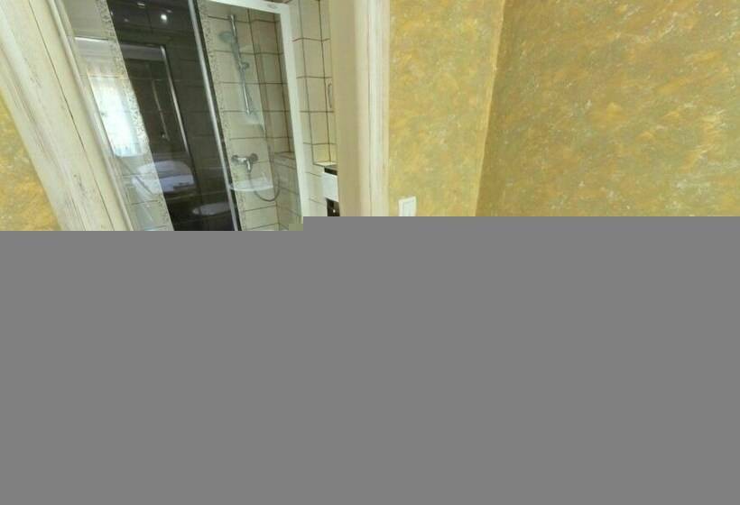 اتاق استاندارد با بالکن, Motel Most