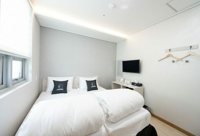 Camera Standard, Kguesthouse Premium Nampo 1