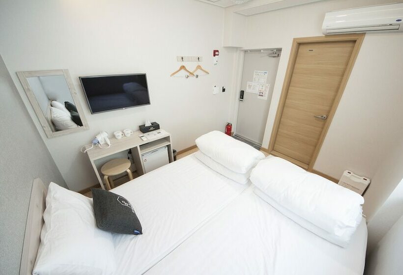 Camera Standard, Kguesthouse Premium Nampo 1