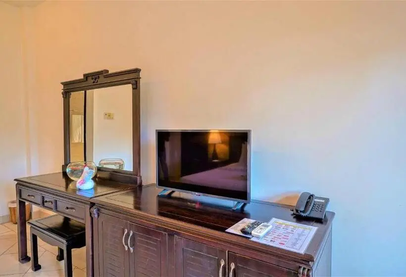 اتاق لوکس با چشم‌انداز باغ, Sea Lion Beach Resort Mui Ne