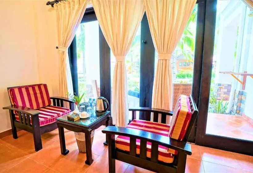 اتاق لوکس با چشم‌انداز باغ, Sea Lion Beach Resort Mui Ne