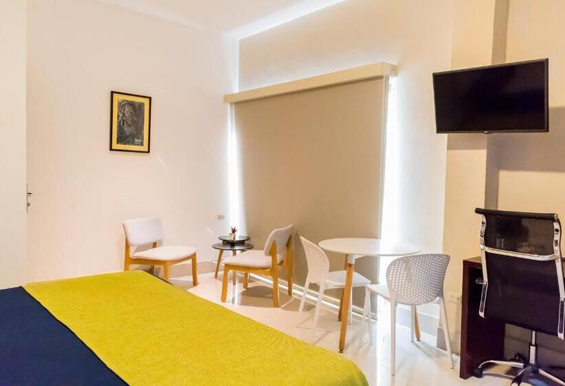 ジュニアスイート, Agualcas