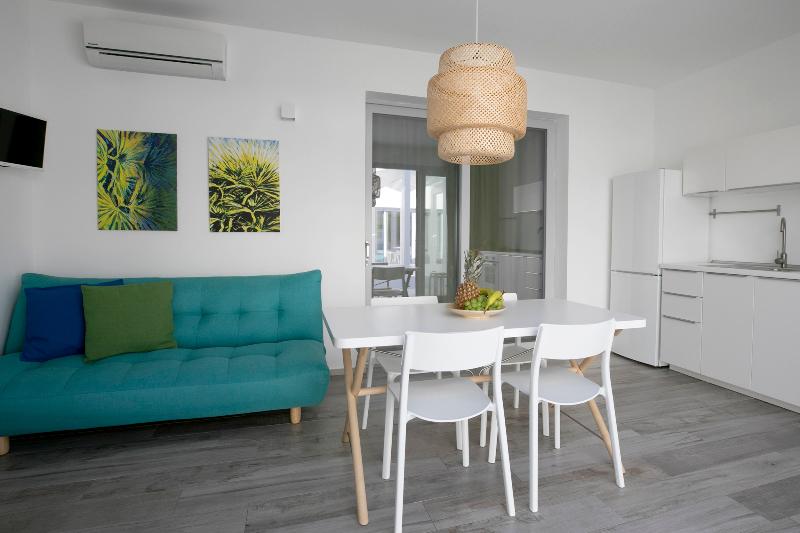 침실 2개 아파트, Camarò Favignana