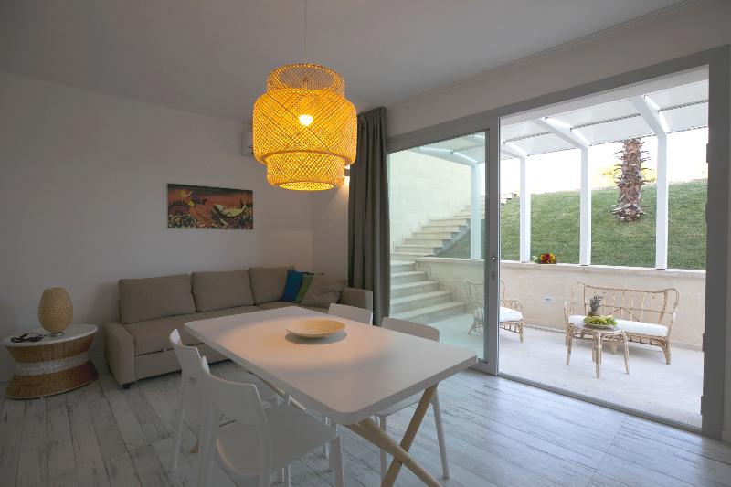 شقة غرفة واحدة مطلة على الحديقة, Camarò Favignana
