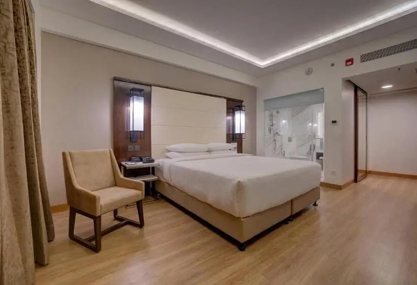 エクゼクティブスイート, Courtyard By Marriott Surat