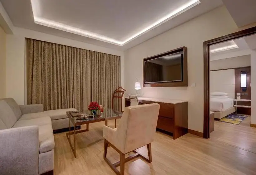 エクゼクティブスイート, Courtyard By Marriott Surat