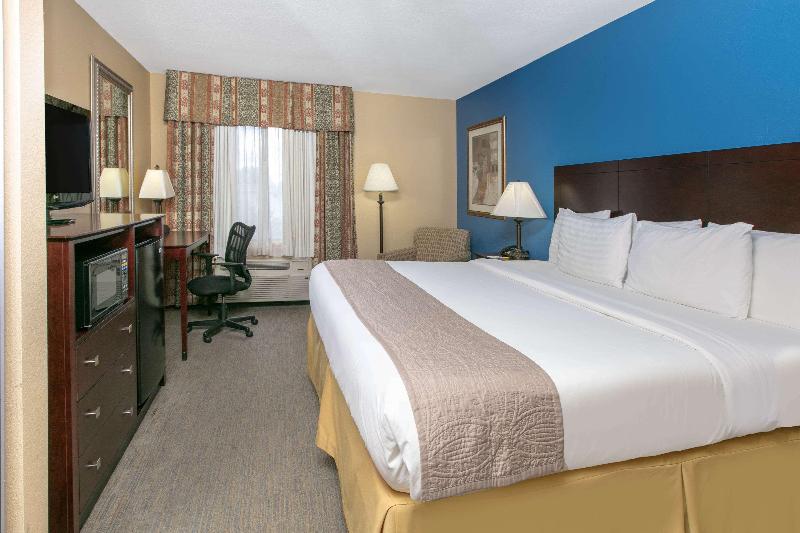 غرفة قياسية, Hampton Inn & Suites Knightdale Raleigh