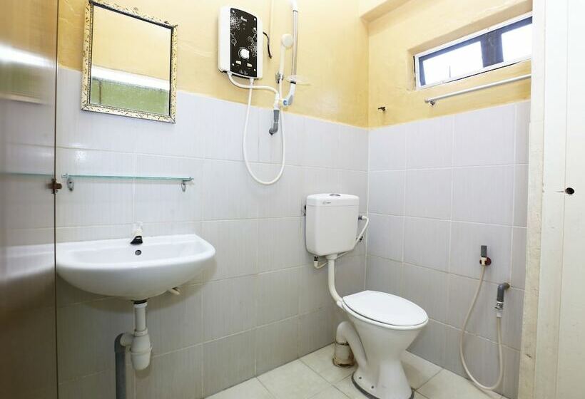 Suite Familiar, Harmoni