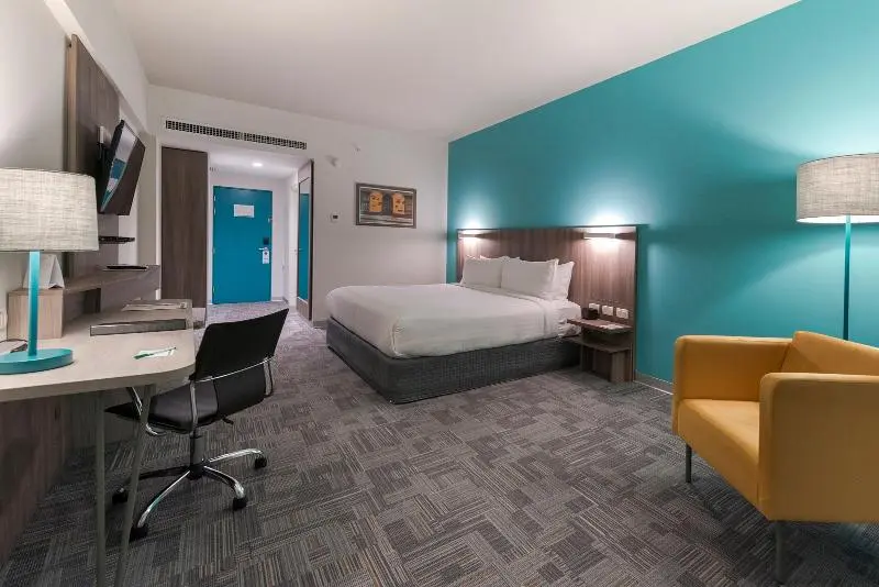 اتاق سوپریور, Holiday Inn Lima Airport, An Ihg