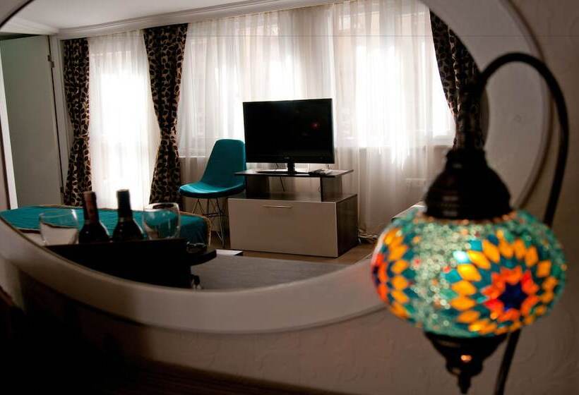 1ベッドルームのスーペリアアパートメント, Kamondo Apartments