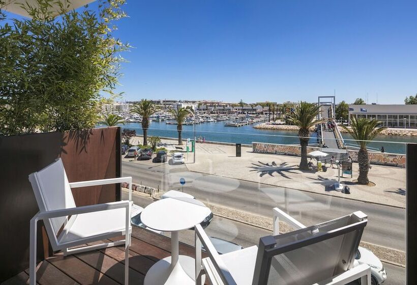 景色の見えるスーペリアルーム, Lagos Avenida