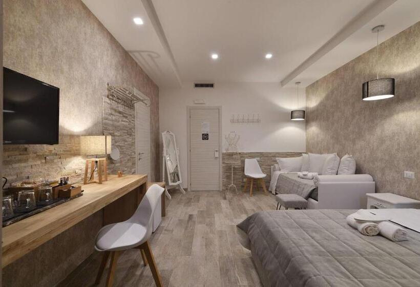 اتاق سوپریور سه تخته, Relais Barberini