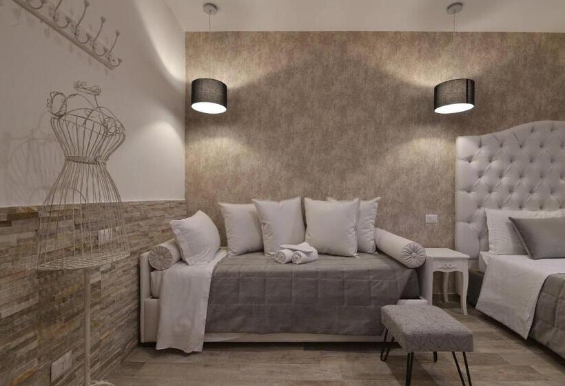 Pokój Superior Trzyosobowy, Relais Barberini