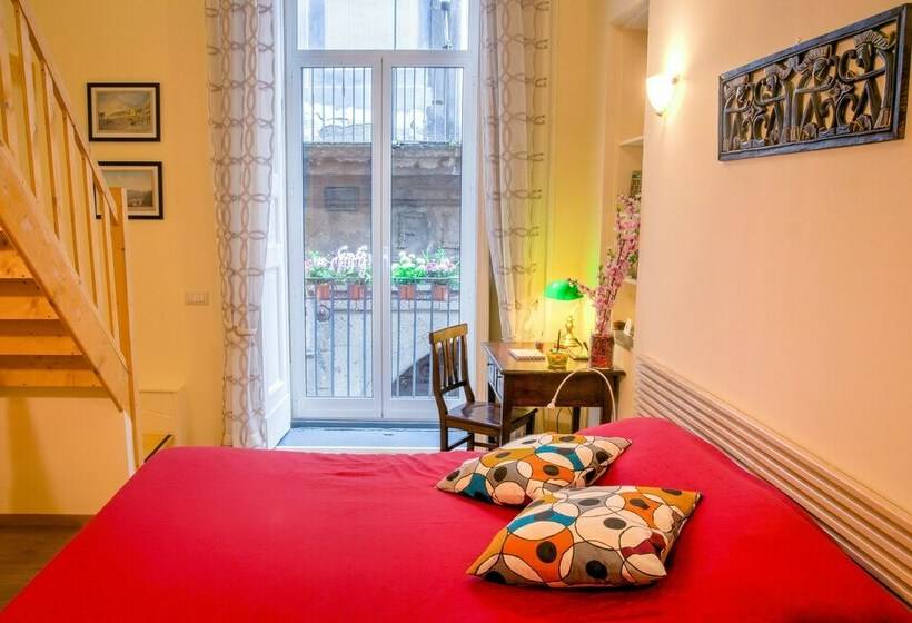 اتاق استاندارد با بالکن, La Cattedrale Bed & Breakfast