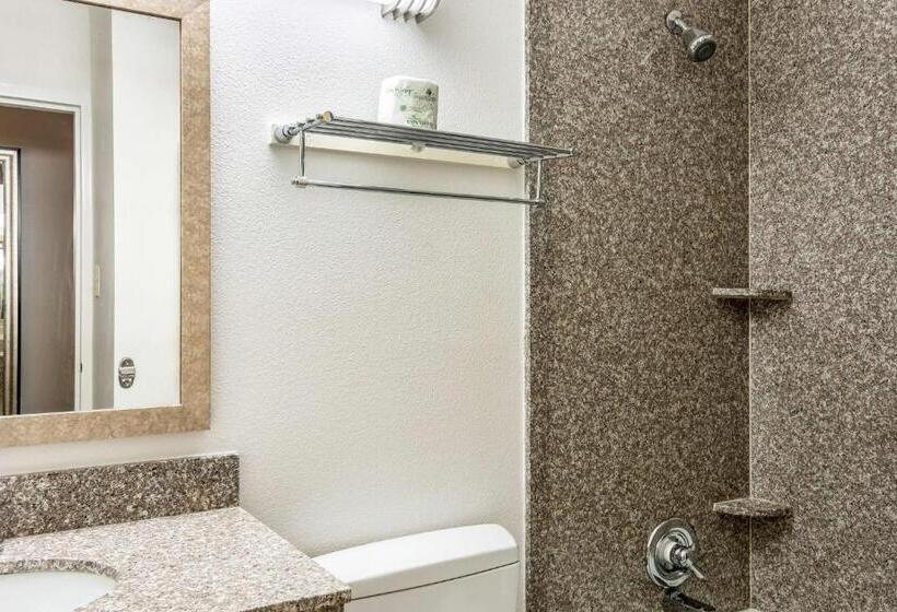 غرفة قياسية سرير كينج, Motel 6petersburg, Va  Fort Lee