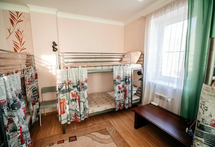 חדר סטנדרט חדר אמבטיה משותף, Samovar Hostel